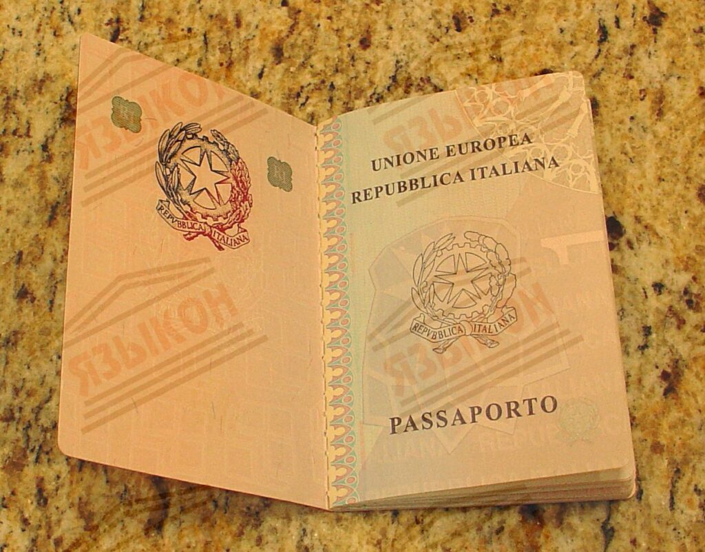 Перевод паспорта на итальянском