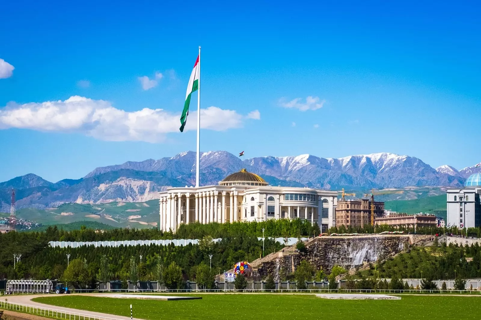 перевод документов с таджикского с нотариальным заверением